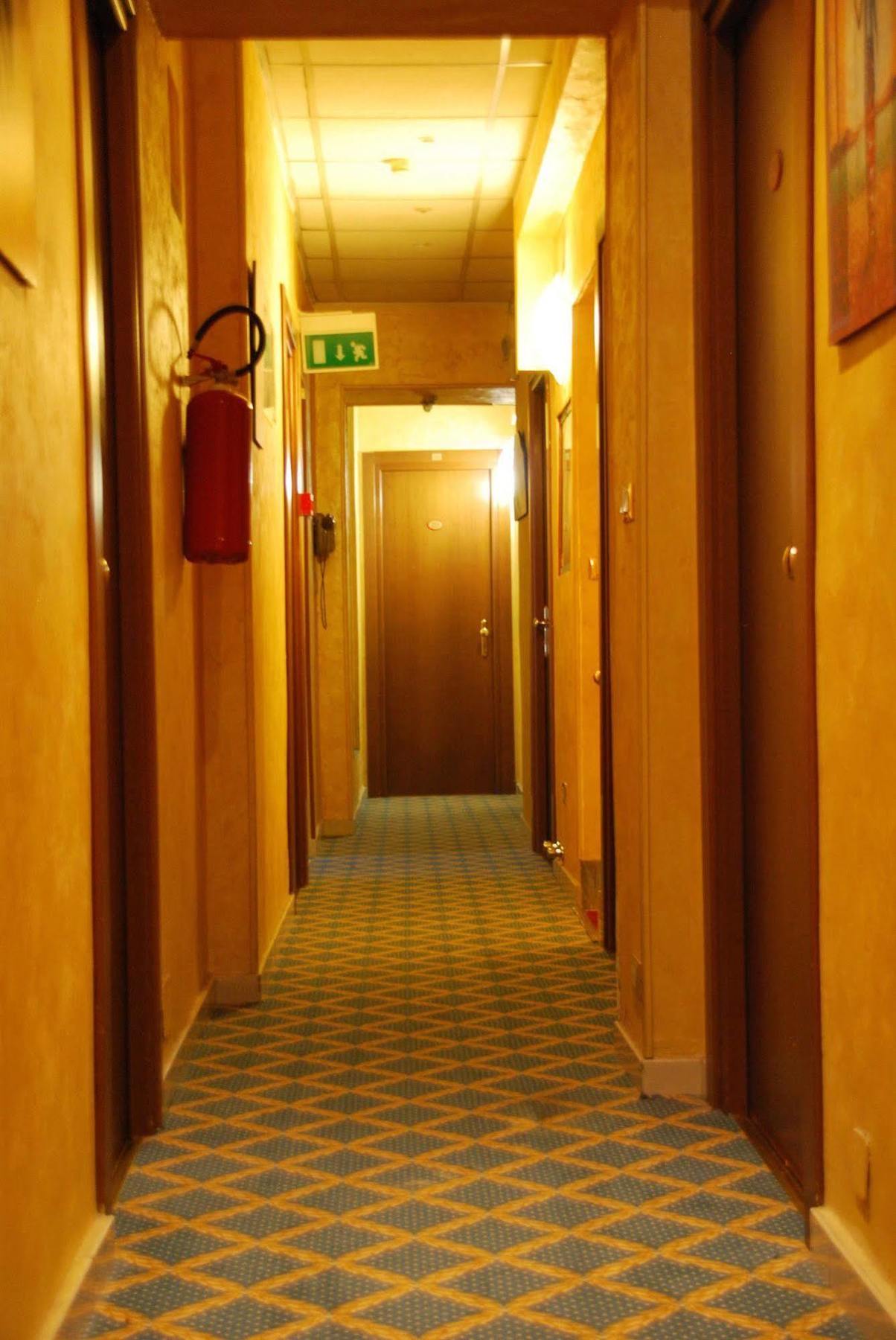 Hotel Antico Distretto Turin Ngoại thất bức ảnh